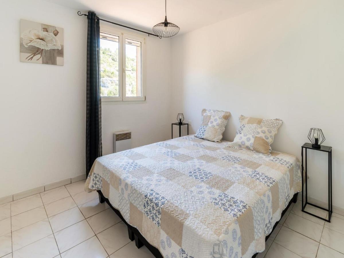 Cosy Holiday Home In Minerve With Garden Bagian luar foto