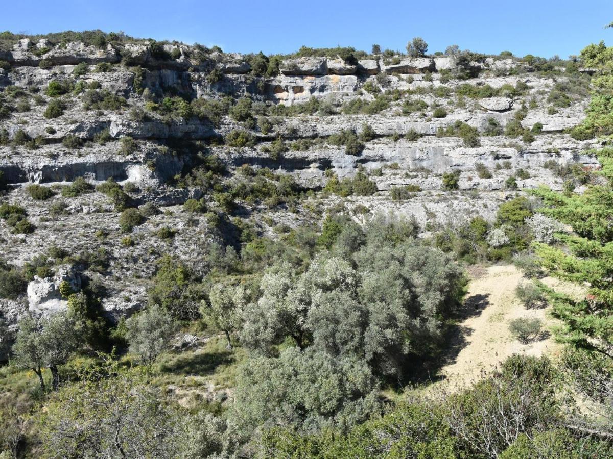 Cosy Holiday Home In Minerve With Garden Bagian luar foto